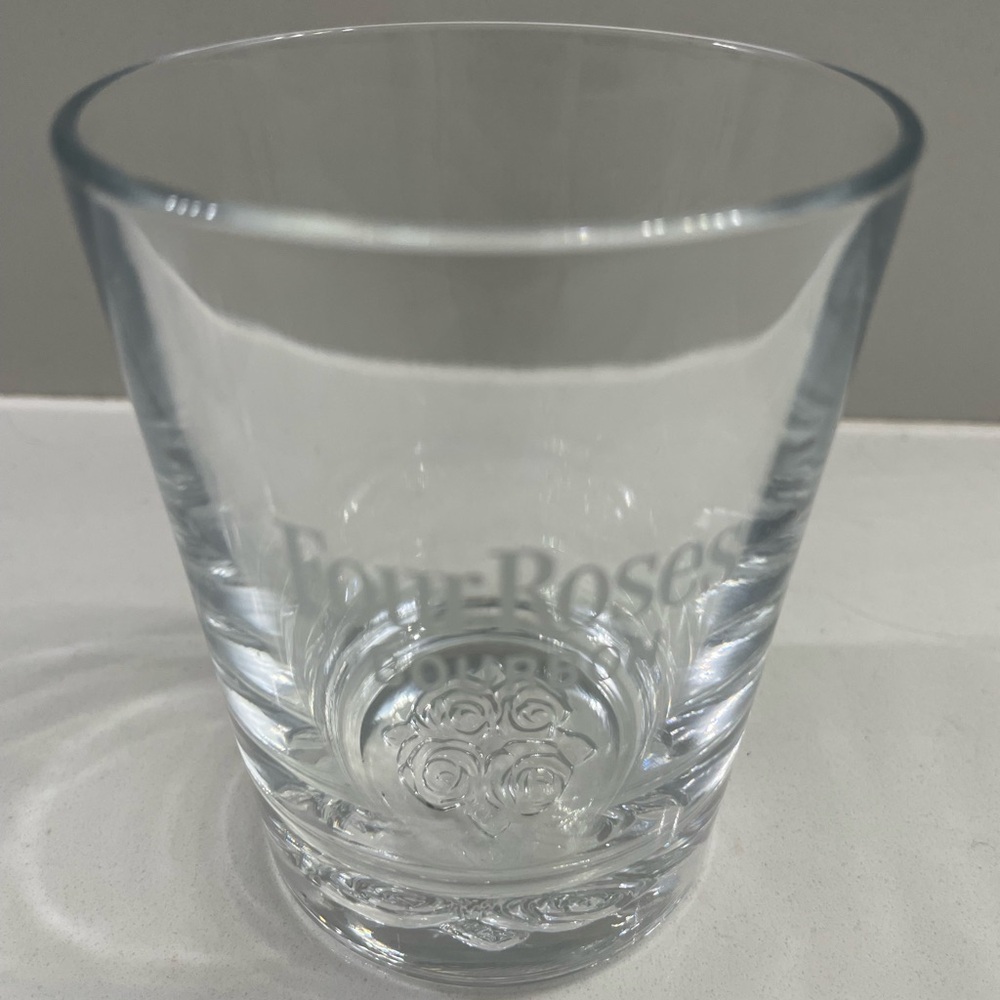 Four Roses Kentucky bourbon glass - Picture 3 of 4